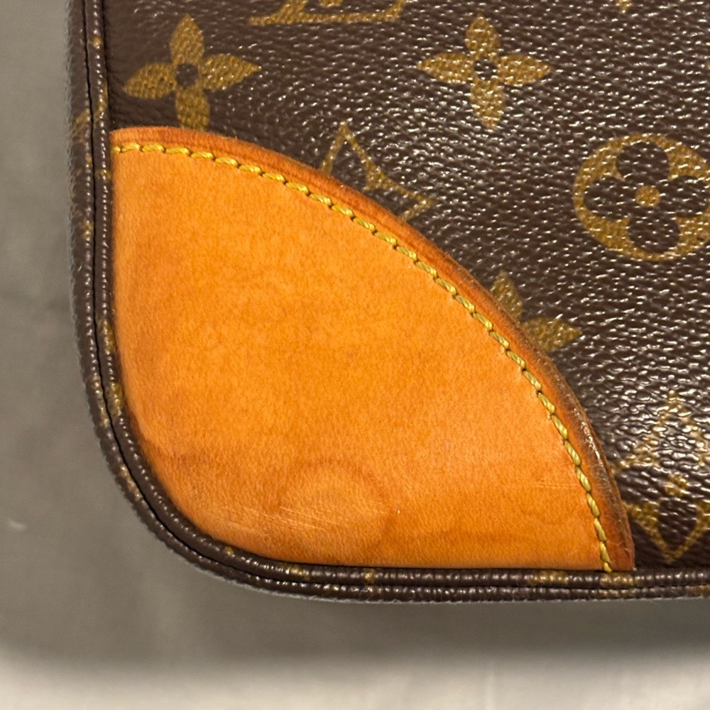 LOUIS VUITTON Monogram Boulogne 30 Shoulder Bag - Picture 5 of 15